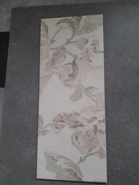 Керамична плитка для стен