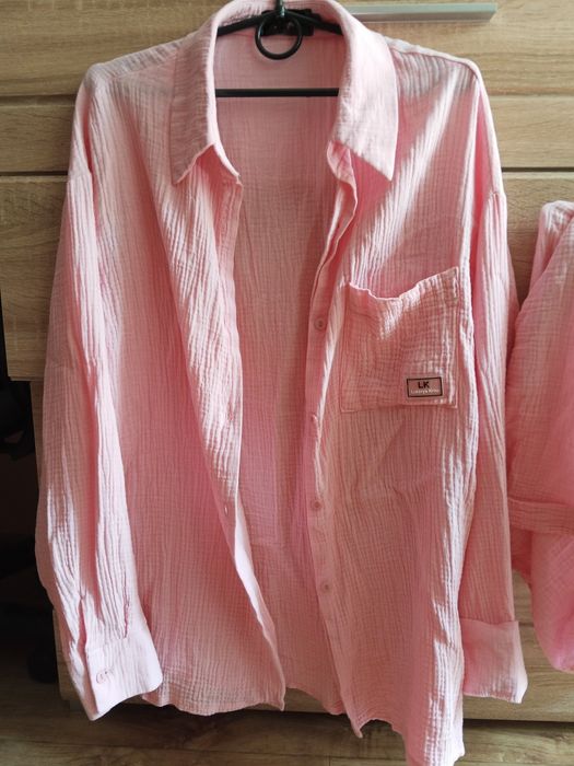 Продам муслиновый розовый костюм