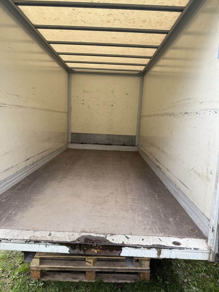Kontener iveco daily 18r Stan BDB