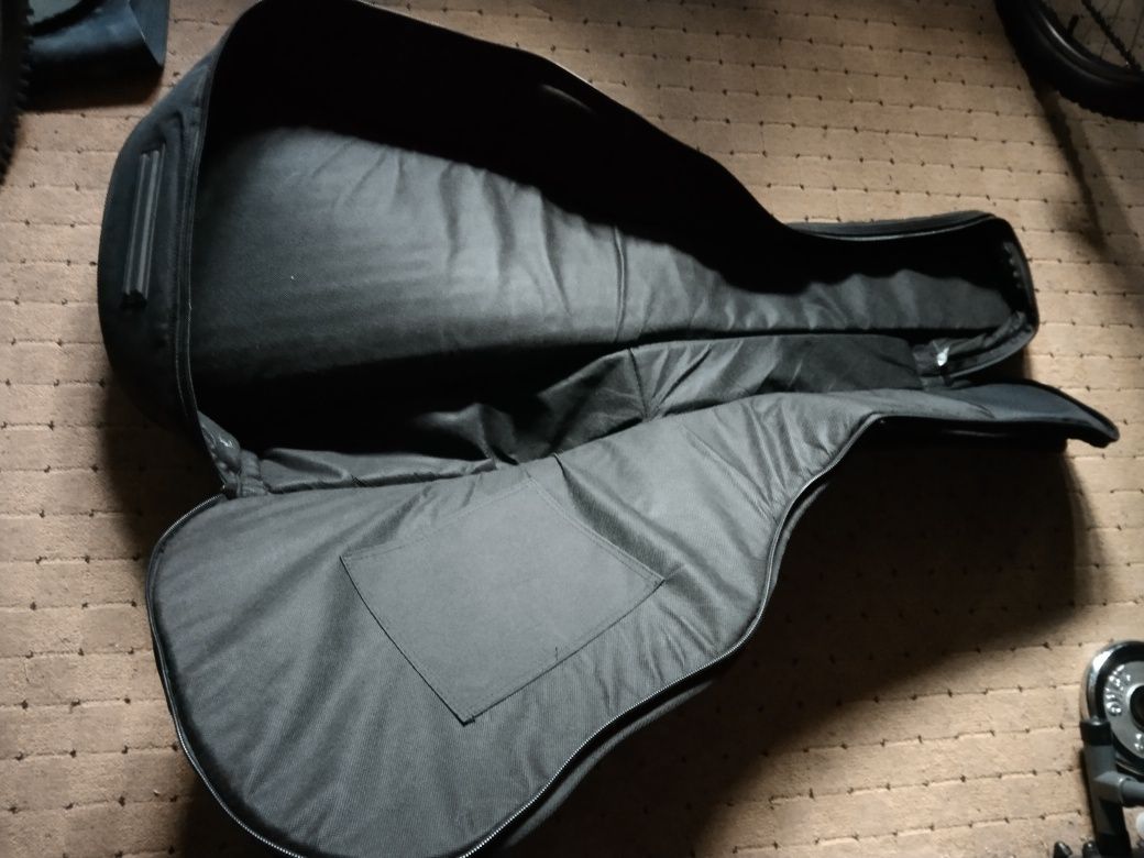 Torba plecak na gitarę duża Super stan