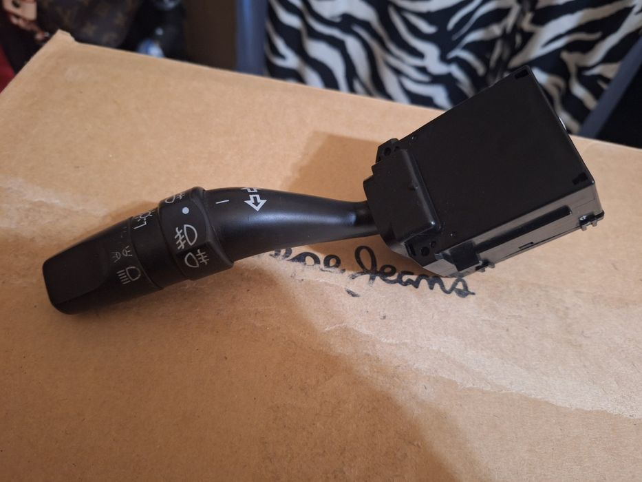 Manetka kierunkowskazów Honda Frv