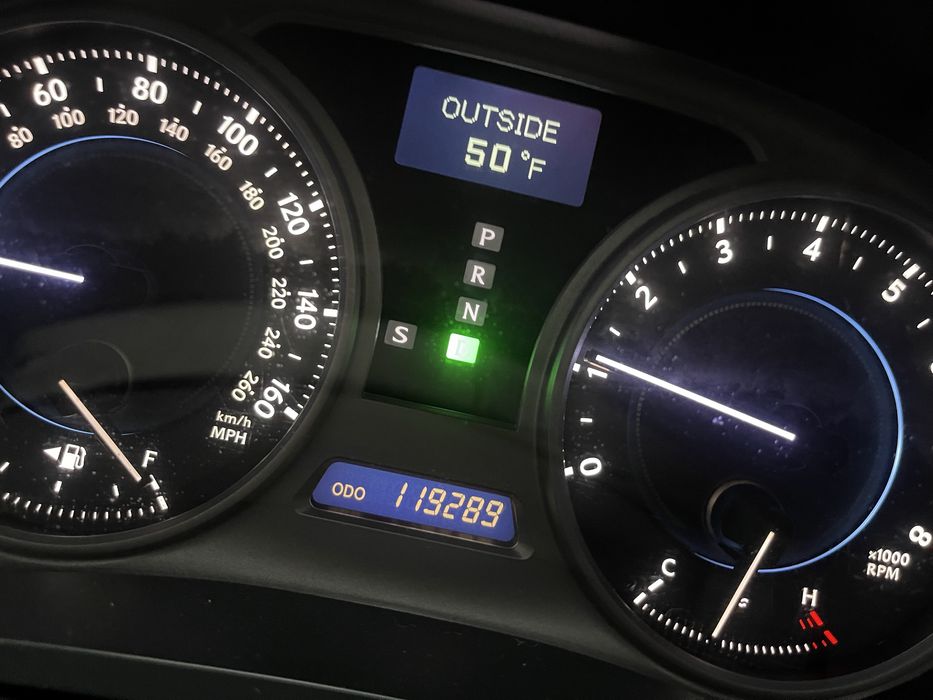 Lexus is250 на ПОЛНОМ приводе срочно