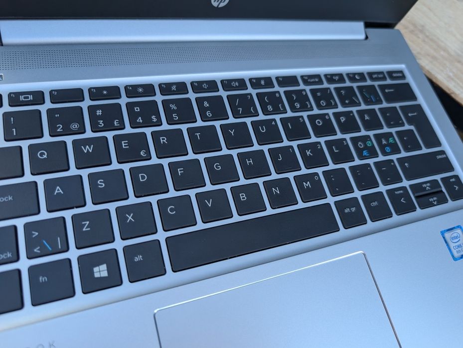Компактний ноутбук HP ProBook 430 G6/i3-8145U/8/256/HD/13"