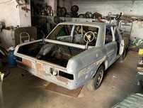 2 Mercedes W115 (/8), 2 motores extra e muito material