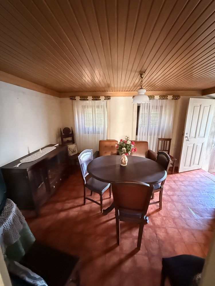 Casa na aldeia com terreno