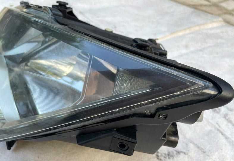 otica frontal ESQ seat leon III (5F) . fase 1