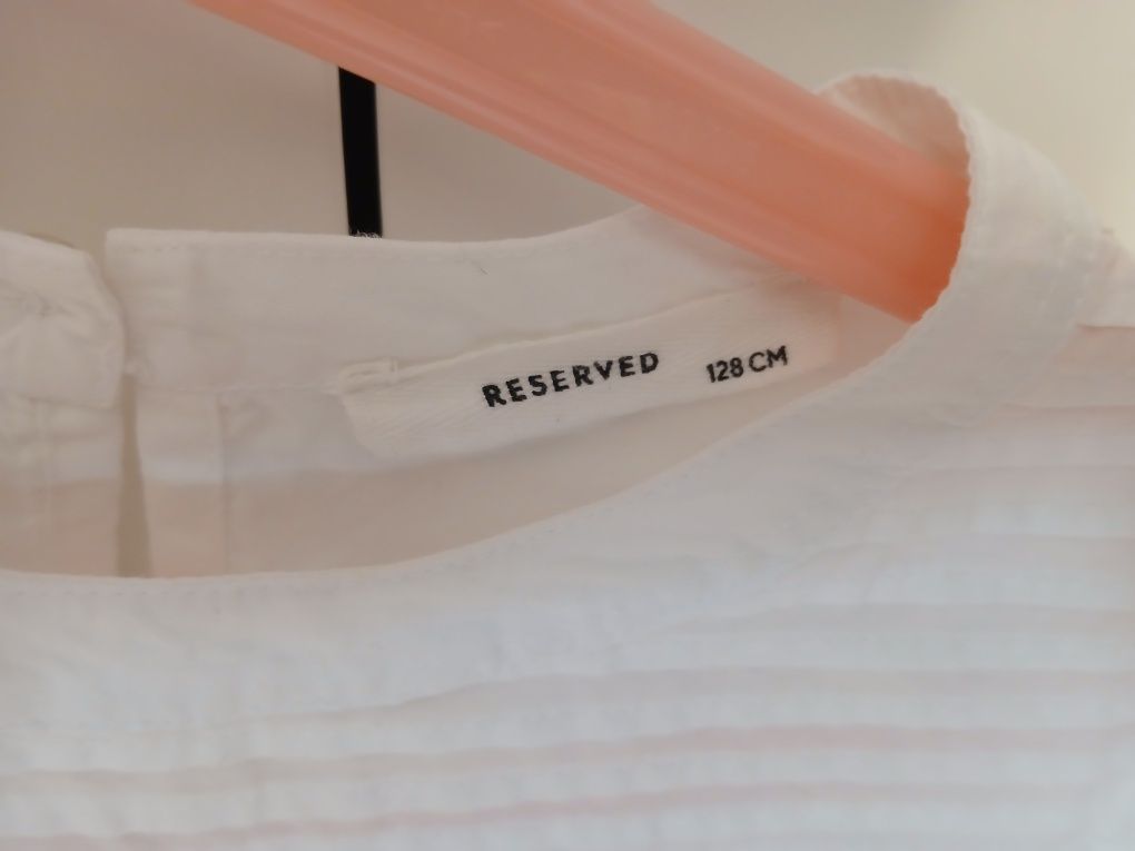 Biała bluzka Reserved . Rozm 128cm