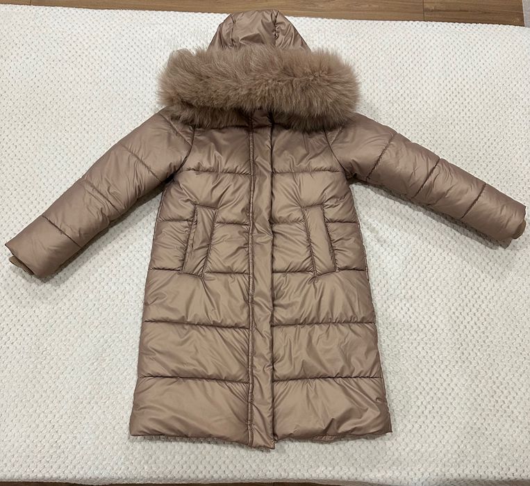 Зимова куртка на дівчинку 152р.