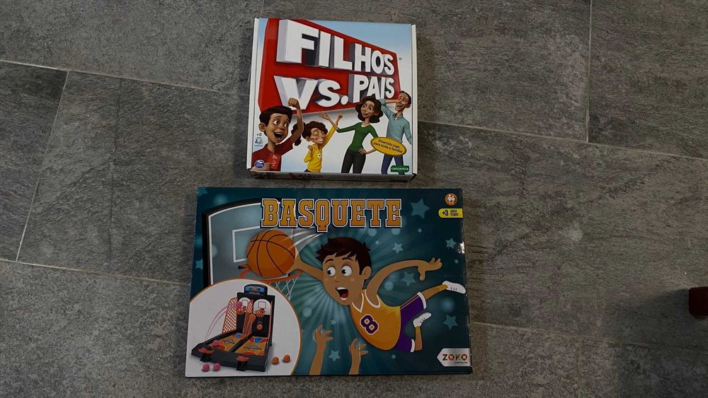 Jogos de tabuleiro novos - 7 €