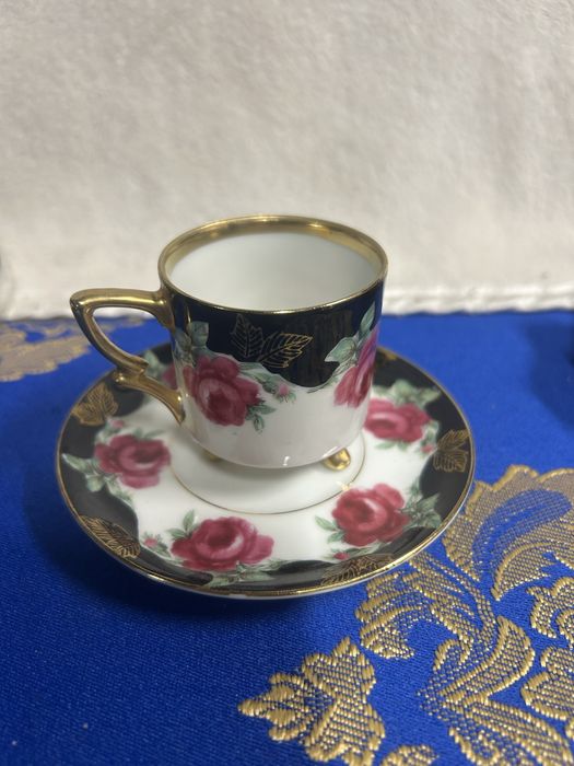 Filizanka porcelanowa roze