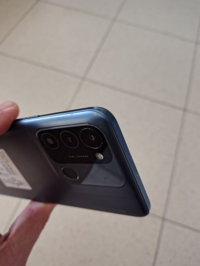 Смартфон Tecno Spark 8C