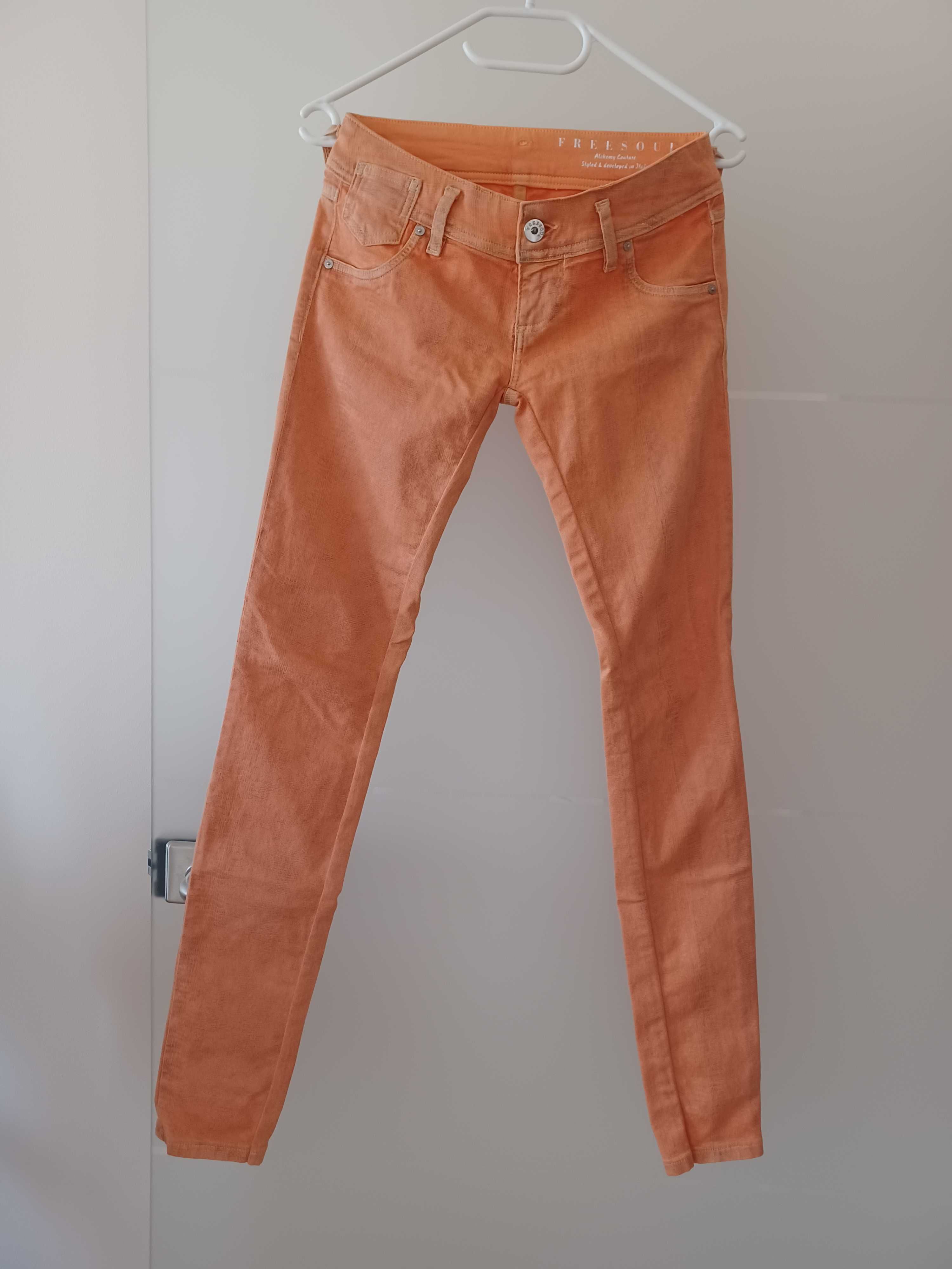 ab2. Oryginalne jeansowe Spodnie Skinny marki Freesoul rozmiar S/M.