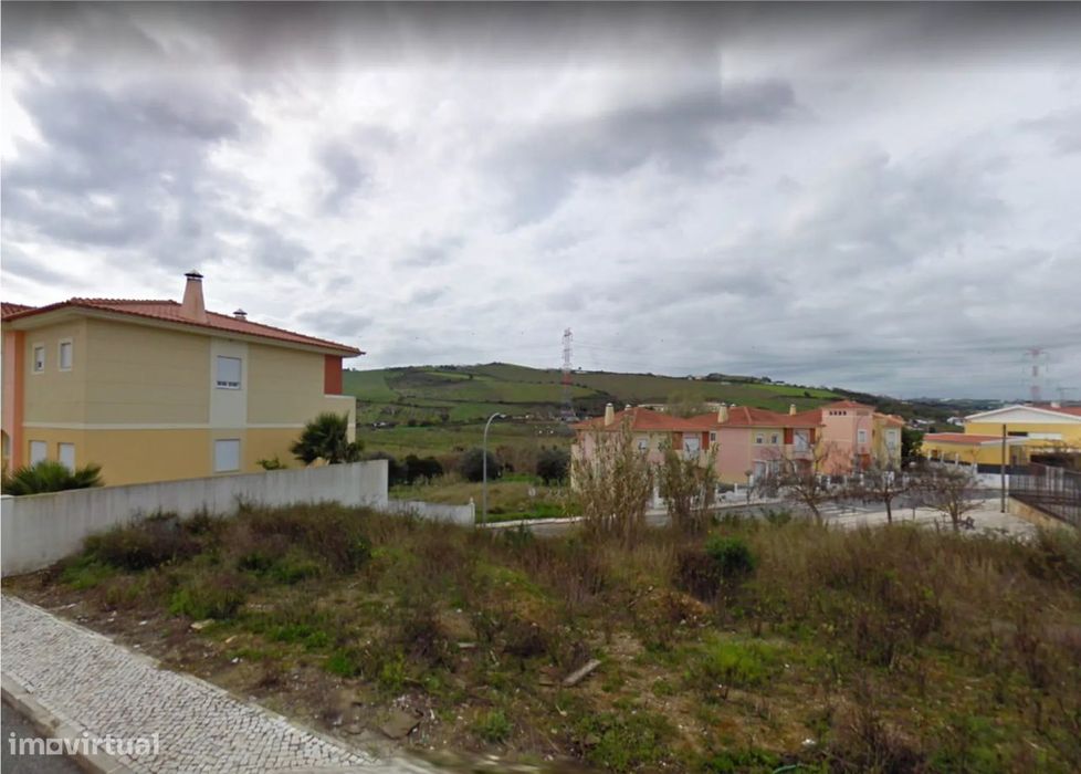 Terreno na Quinta de Santa Maria - Carregado - Cadafais