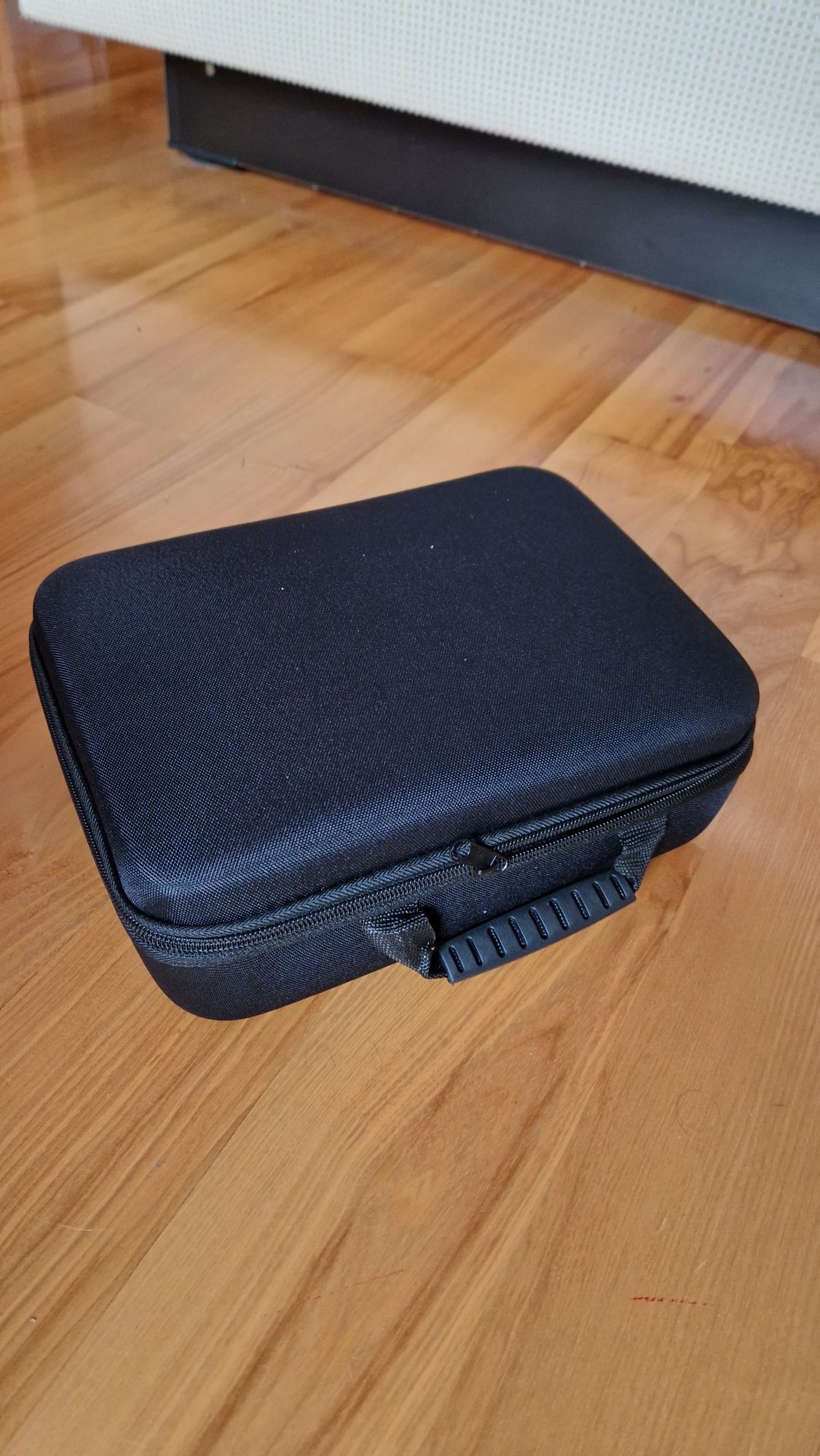 Pistolet do masażu ciała, dotykowy nowy