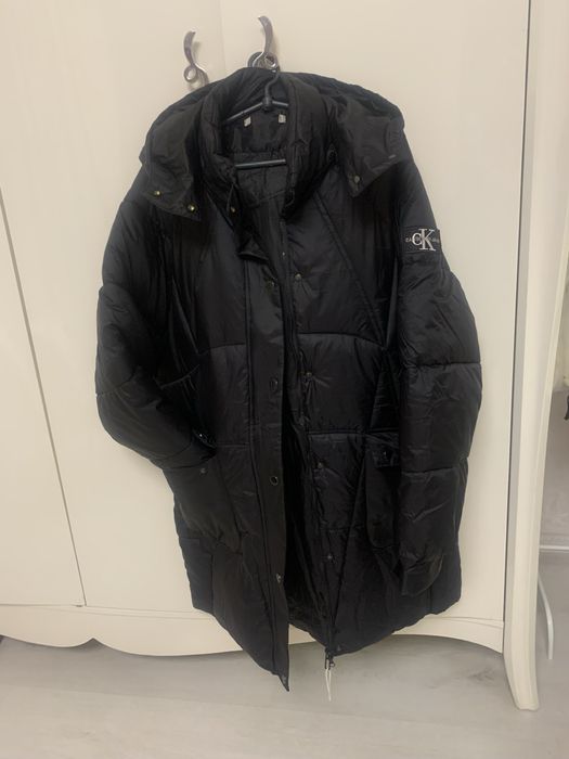 Calvin Klein 50-56 розміру жилетка пуховик чорний пальто куртка довга