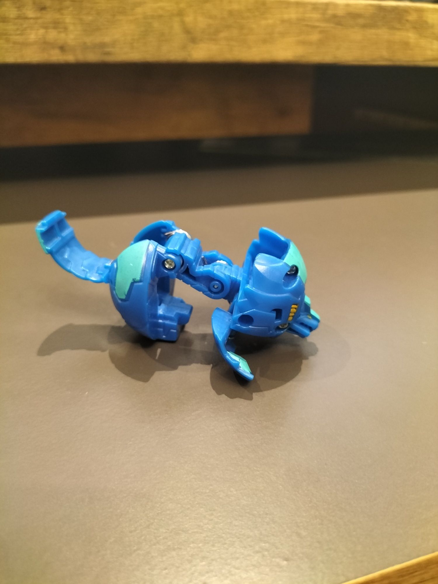 Bakugan  Hydrous