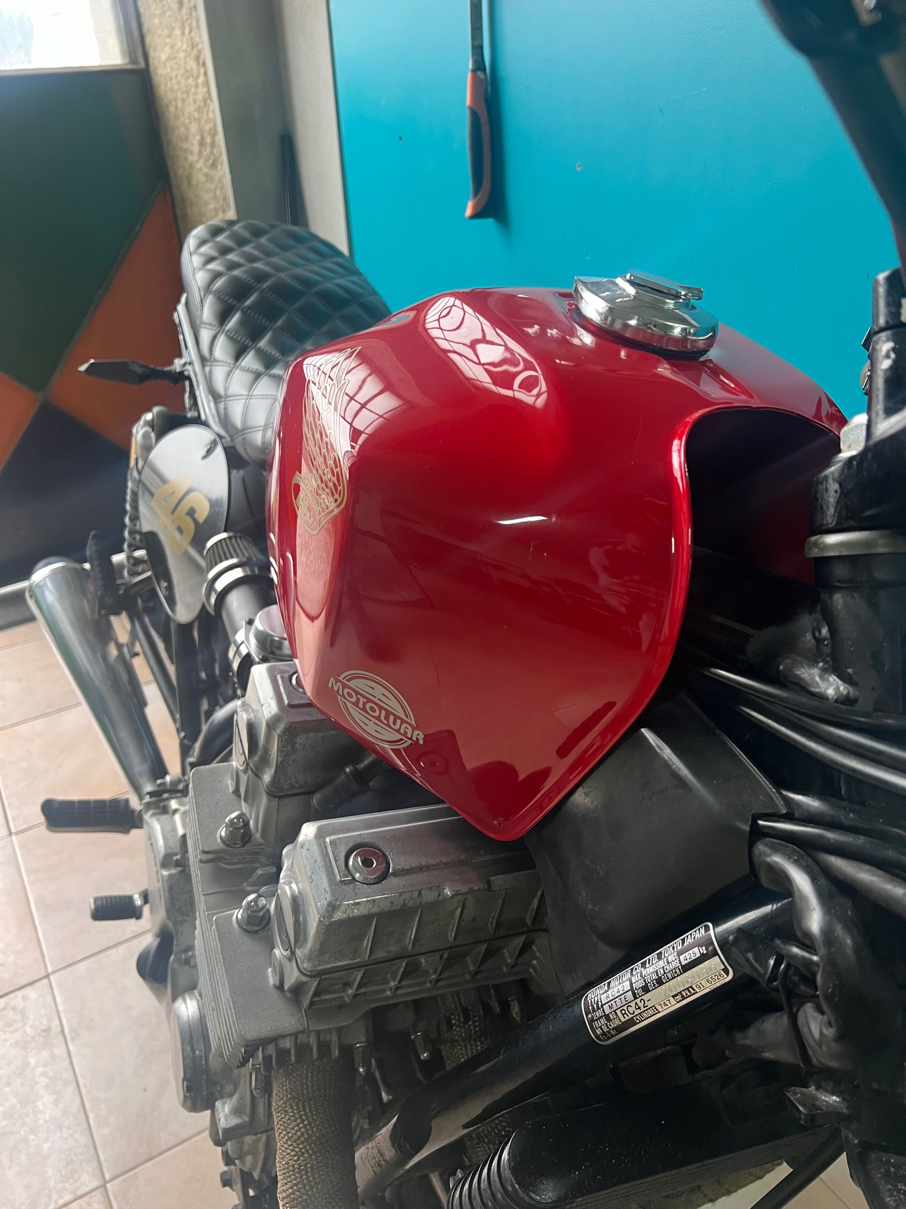 Honda CB750 Café Racer Custom