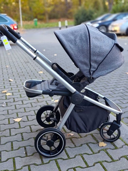 Lekki zgrabny wózek Moon Resea 2w1