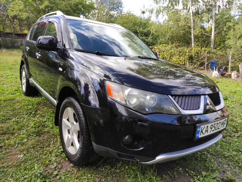 Продам Mitsubishi Outlander II 3.0 i V6 24V XL (220 лс)