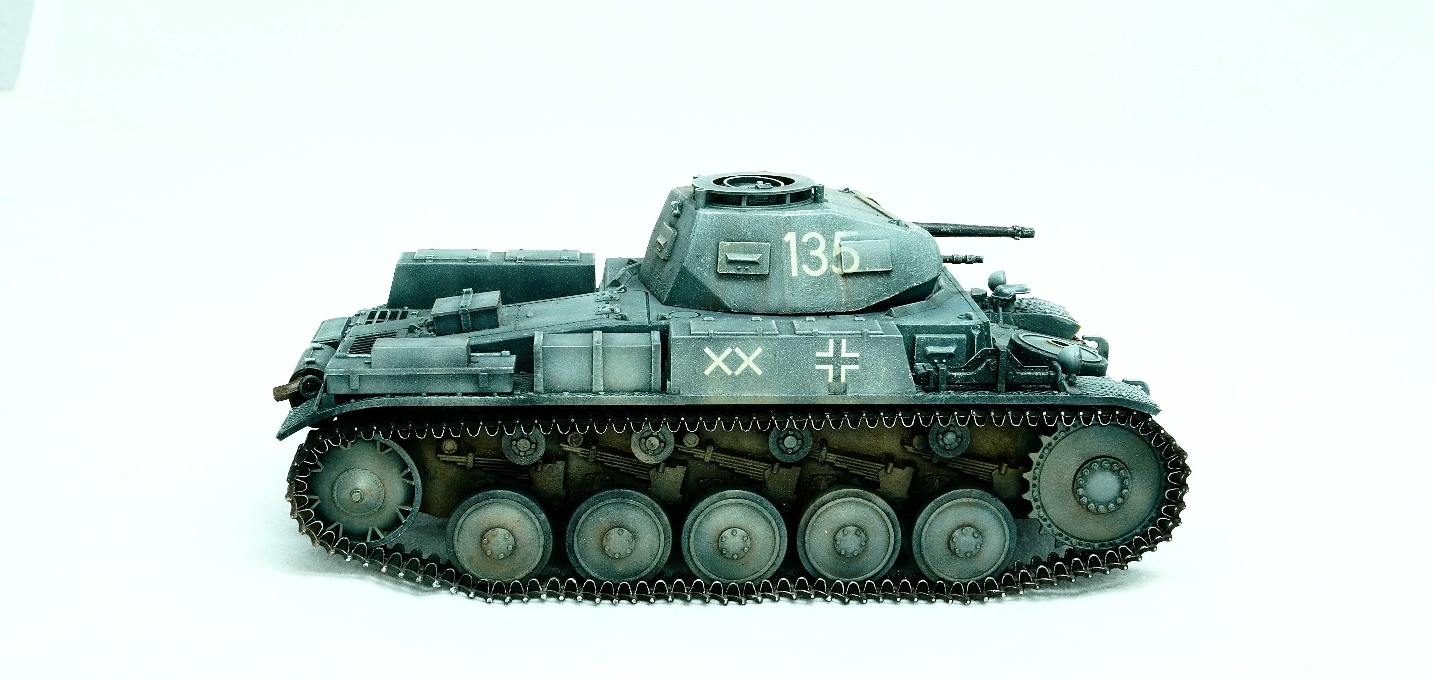 Gotowy model czołgu Panzer Kampfwagen II Ausf. F/G  Skala 1:35