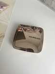 Hourglass rozświetlający bronzer kolor nude bronze light