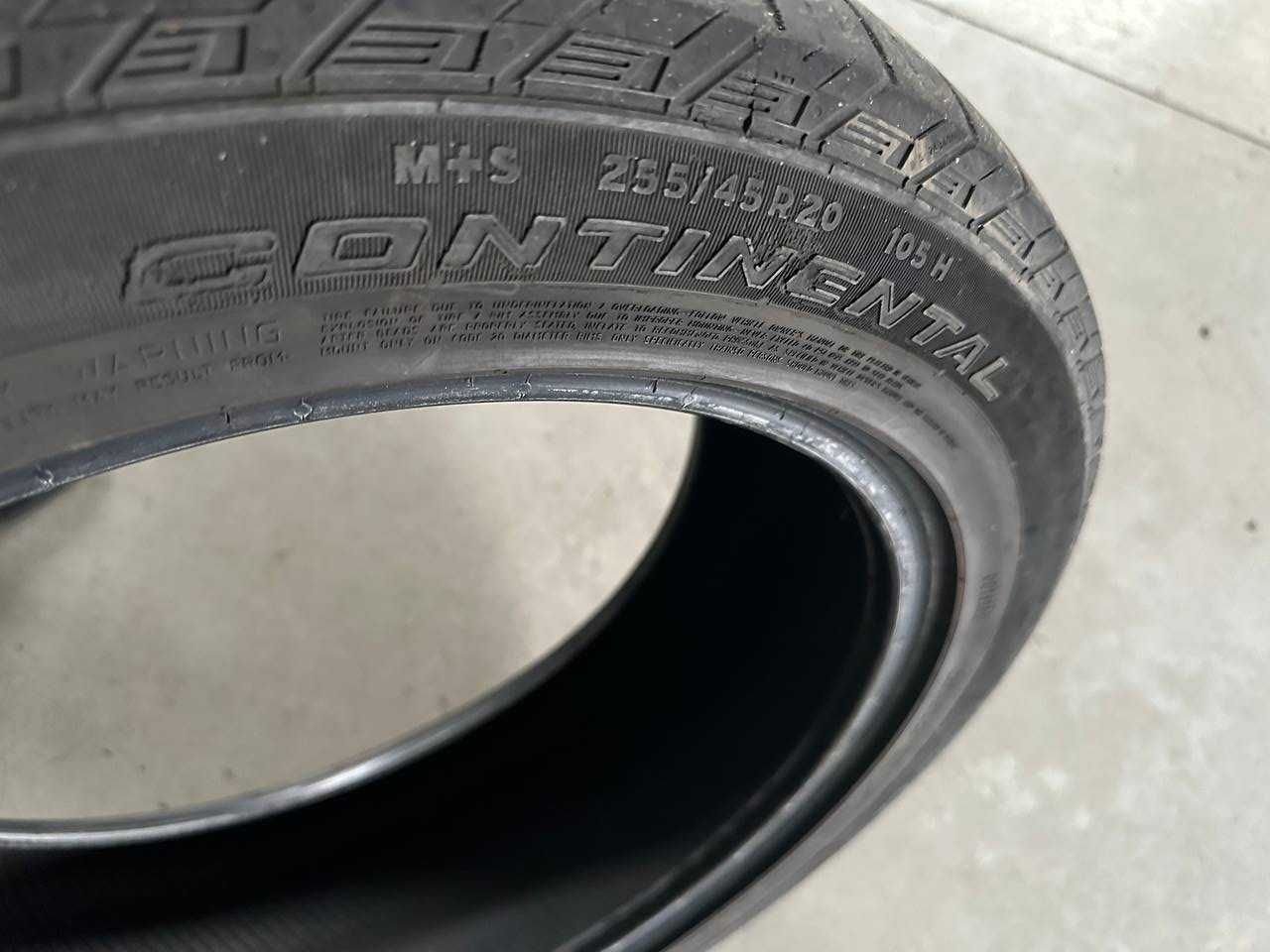 Літні шини/всесезонні/ летняя  резина 255/40 R20 Continental комплект