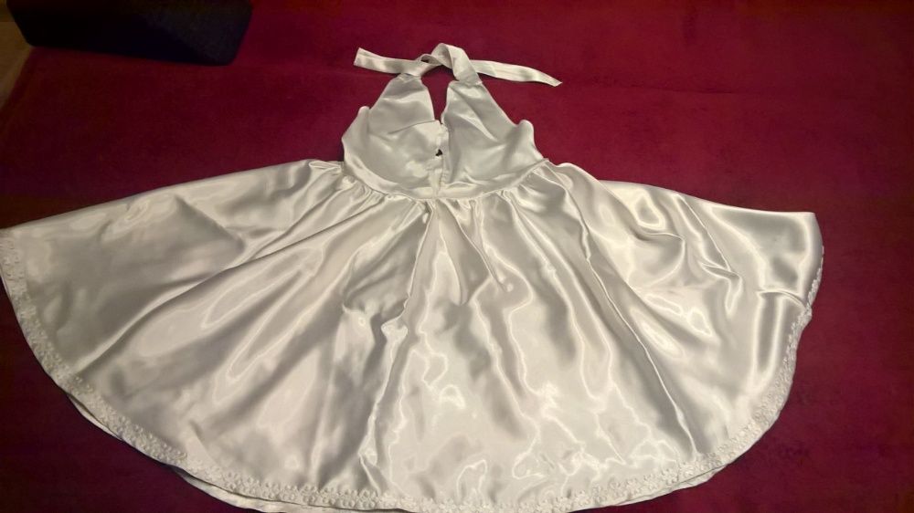 Śliczna biała sukienka - strój karnawałowy baletnicy (7-9 lat)