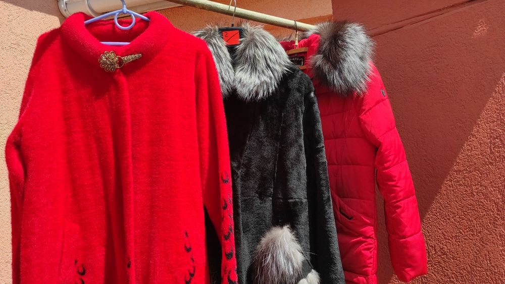 Жіночий верхній одяг