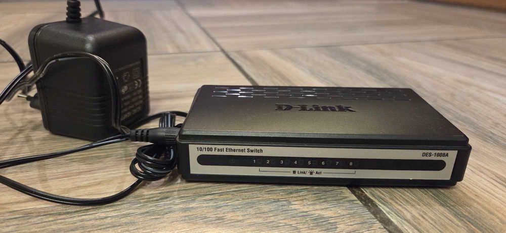 Коммутаторы D-Link DES-1008D, D-Link DES-1008A, Surecom EP-808SX-C