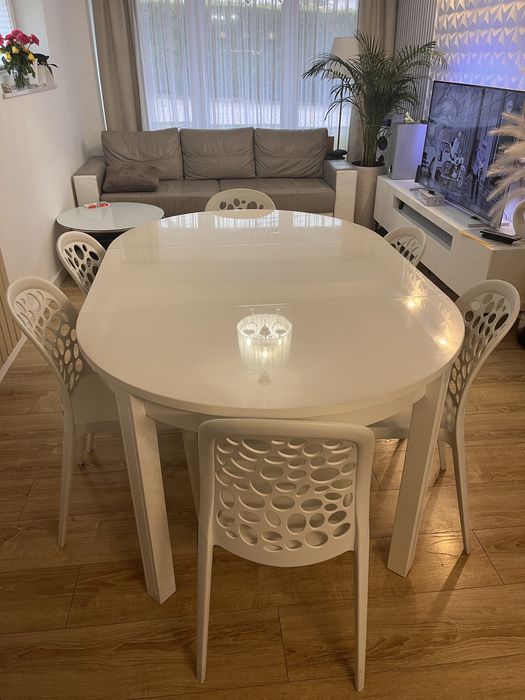 Stół okragly rozkladany biały 110