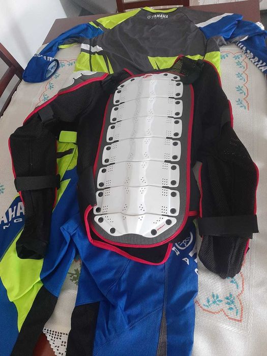 Equipamento completo  de motocrosse