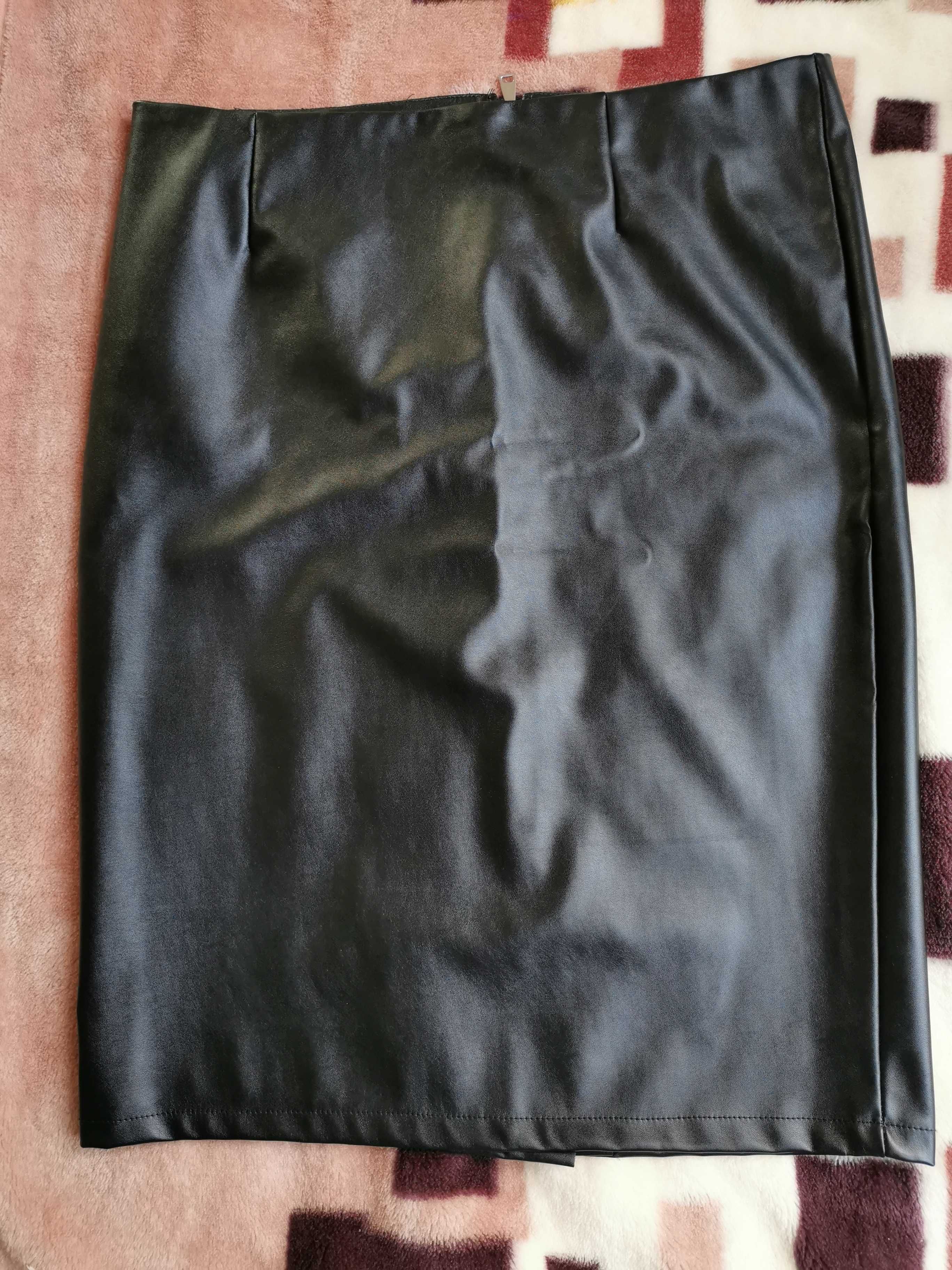 Spódnica miła czarna XL