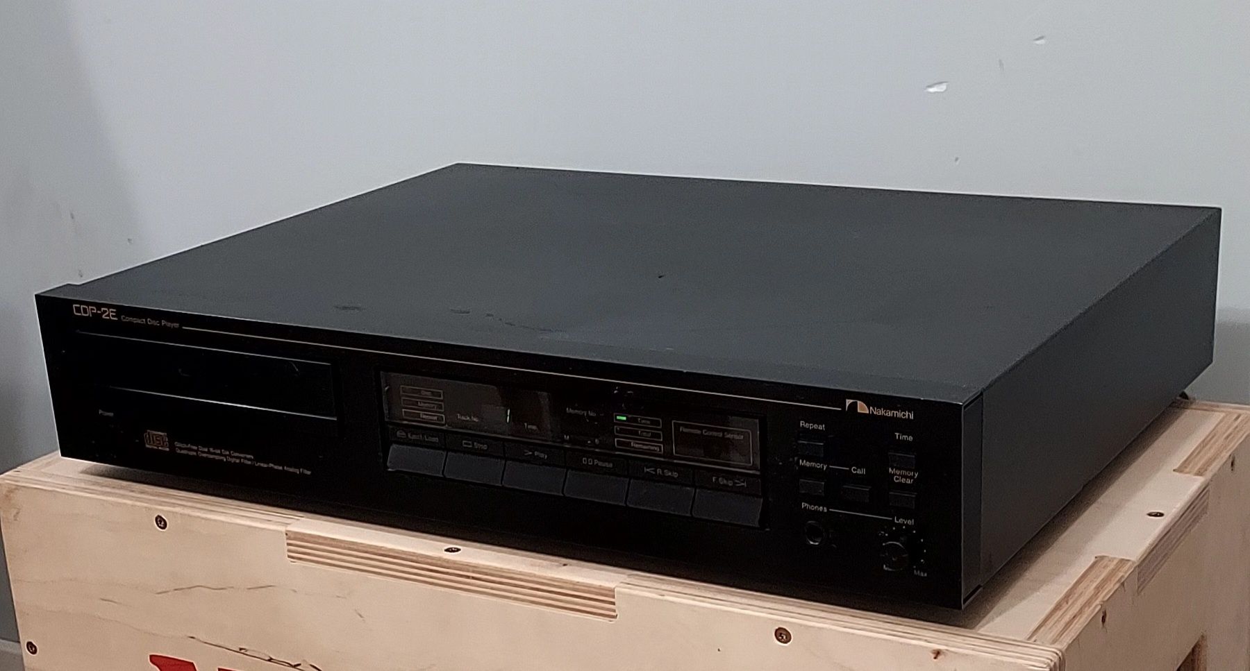 Odtwarzacz CD Nakamichi CDP-2E TDA 1541A