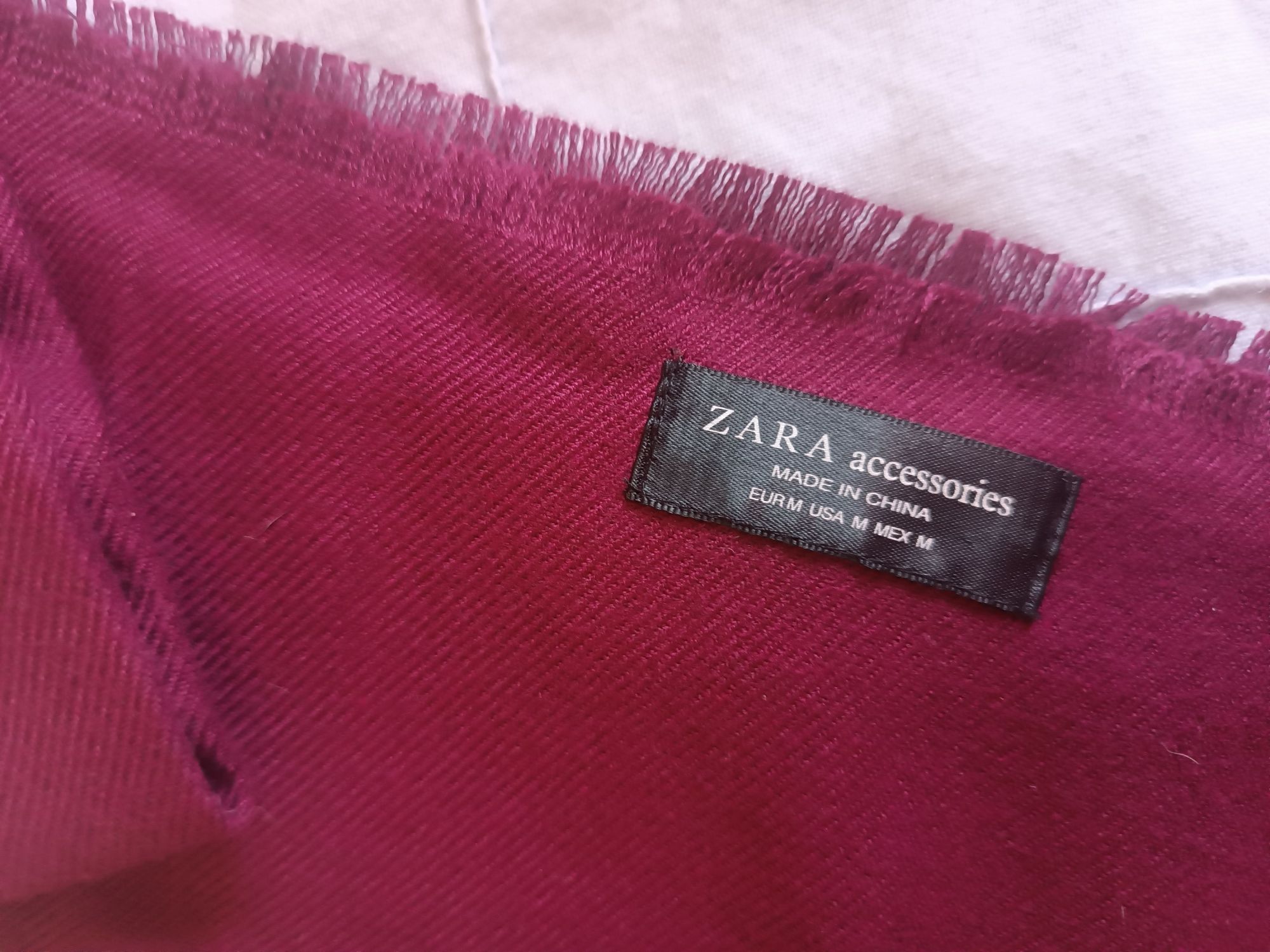 Cachecol bordo Zara