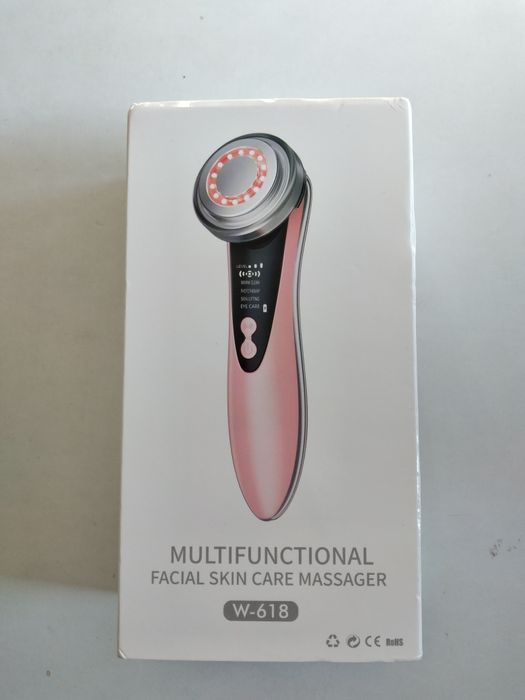 Масажер для лиця.