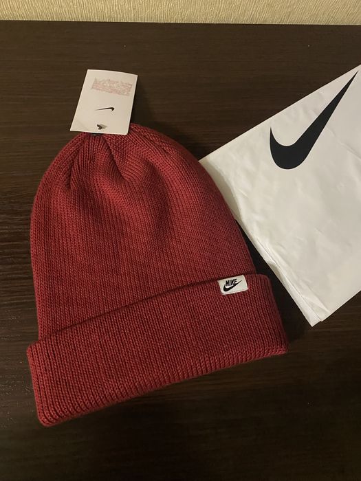 Шапка Nike Sportswear Beanie Cuffed Futura