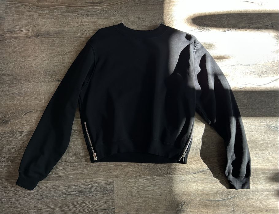 Стильний базовий чорний світшот розмір м