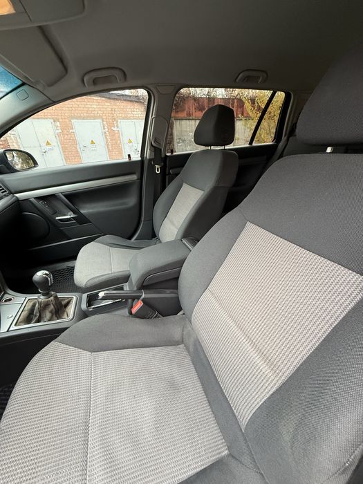Opel Vectra C 1.8 бензин