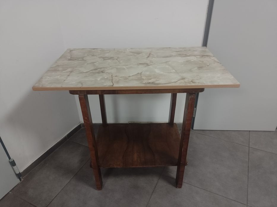 Sprzedam stary drewniany stół