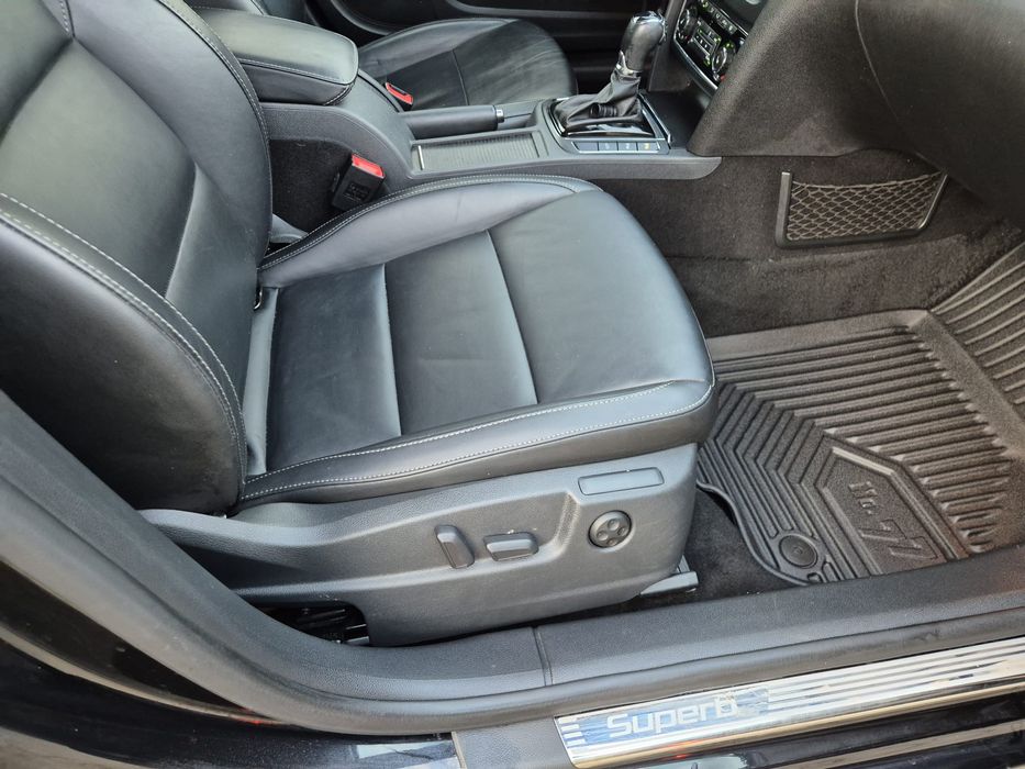 Skoda Superb Combi 2.0 TDI DSG Exclusive