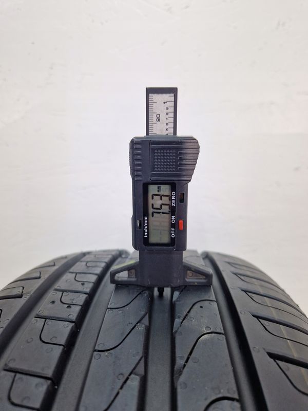 Opona Pirelli Cinturato P7/215/45r18/89v