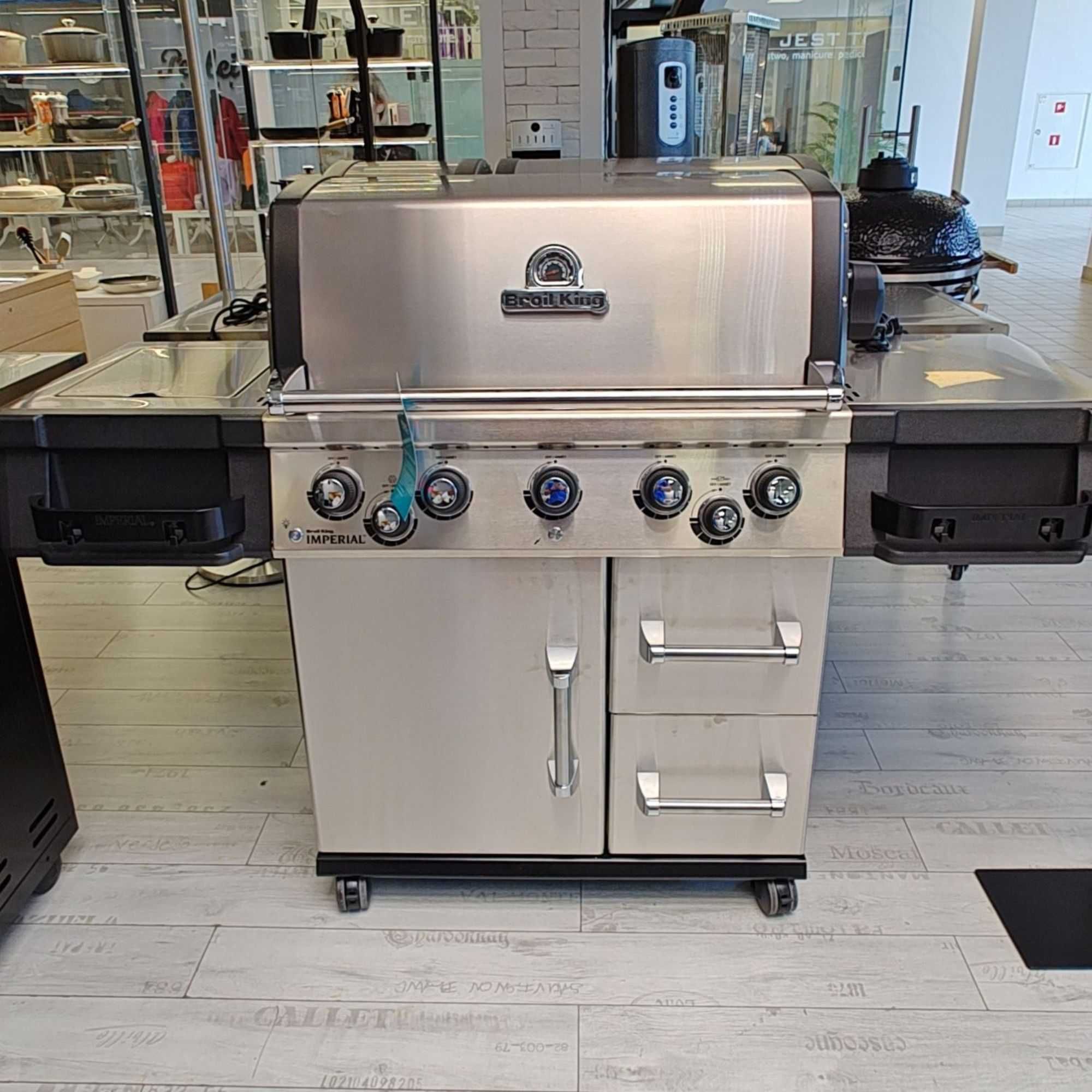 Grill gazowy Broil King Imperial S590 z EKSPOZYCJI - STAN BARDZO DOBRY