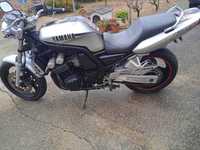 Yamaha Fazer 600