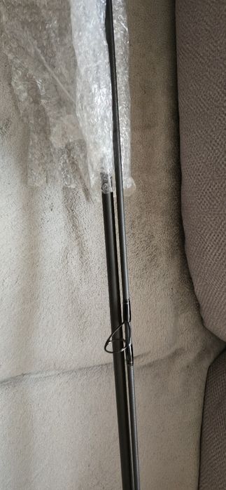 2 razy Fox Horizon X6 Rod 3,75lbs 390cm + pokrowce R series