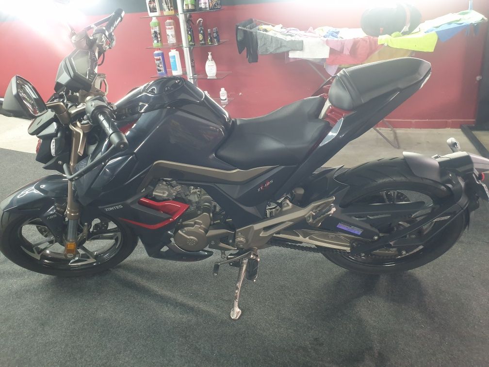 Zontes 125 U como nova