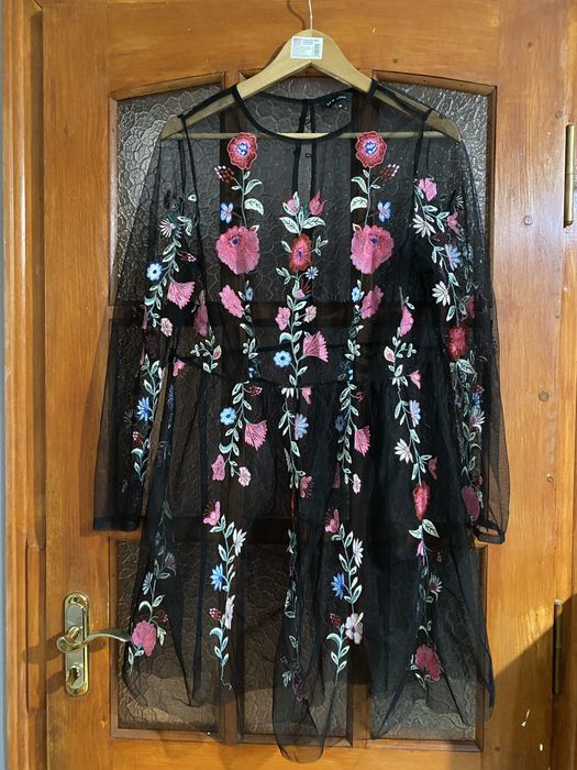 сукні в хорошому стані