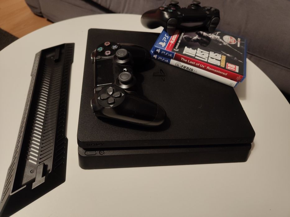 PlayStation 4 PS4 2pady 4gry