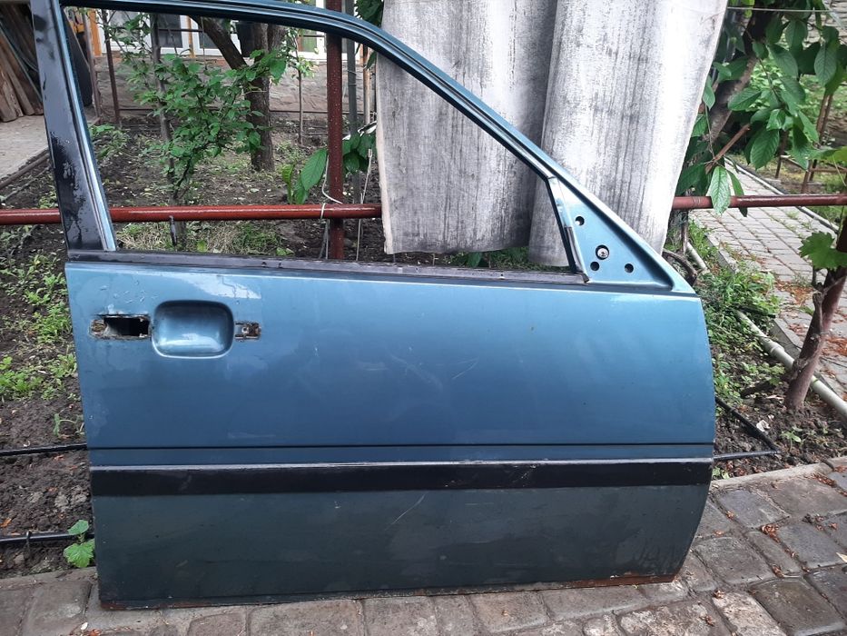 Вольво 440 двери