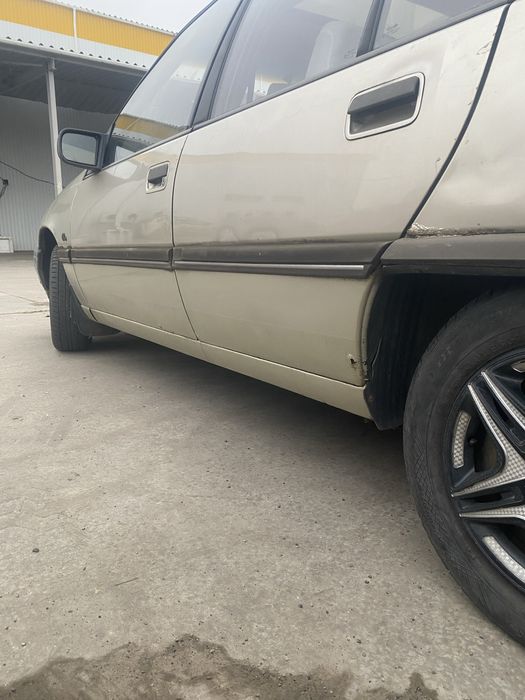 Опель омега 1988року