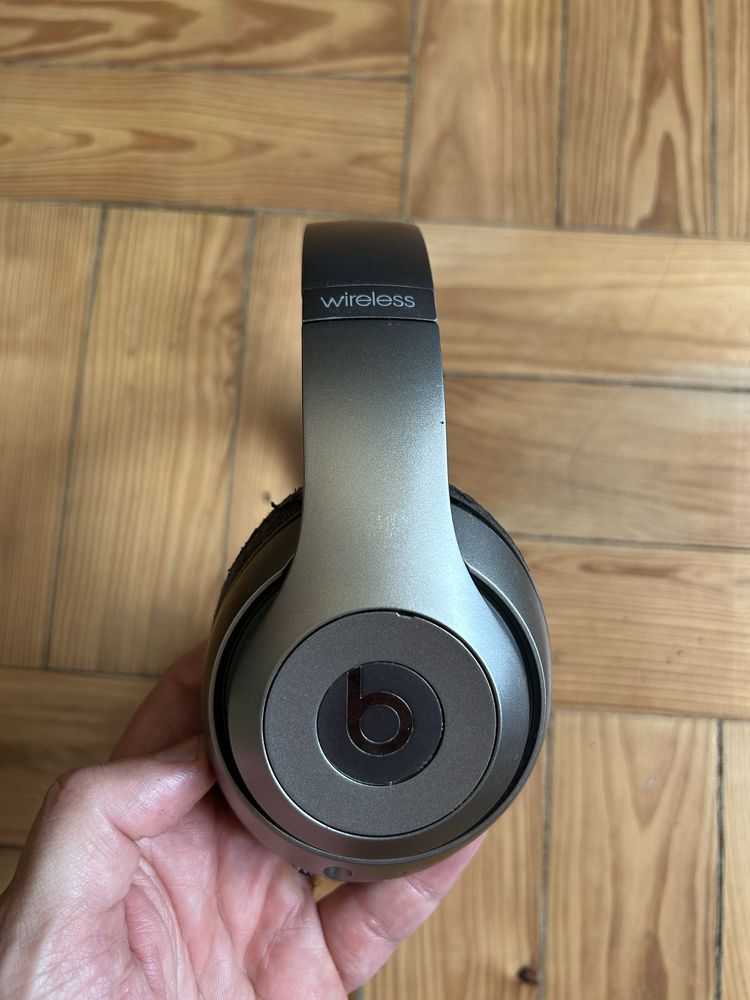 Beats studio cinzento